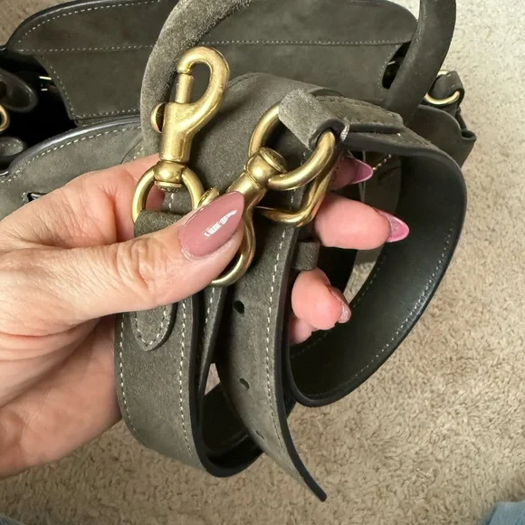 Coach Suede Empire 28 Satchel in Olive Green - Picture 11 of 12